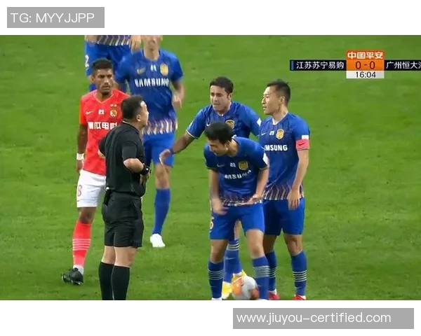 中超激战拜仁小胜AC米兰点球争议引发全场热议